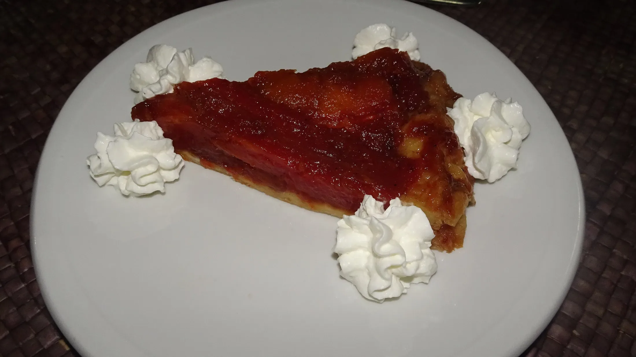 Papaya Tarte Tatin, Lomipeau Hotel